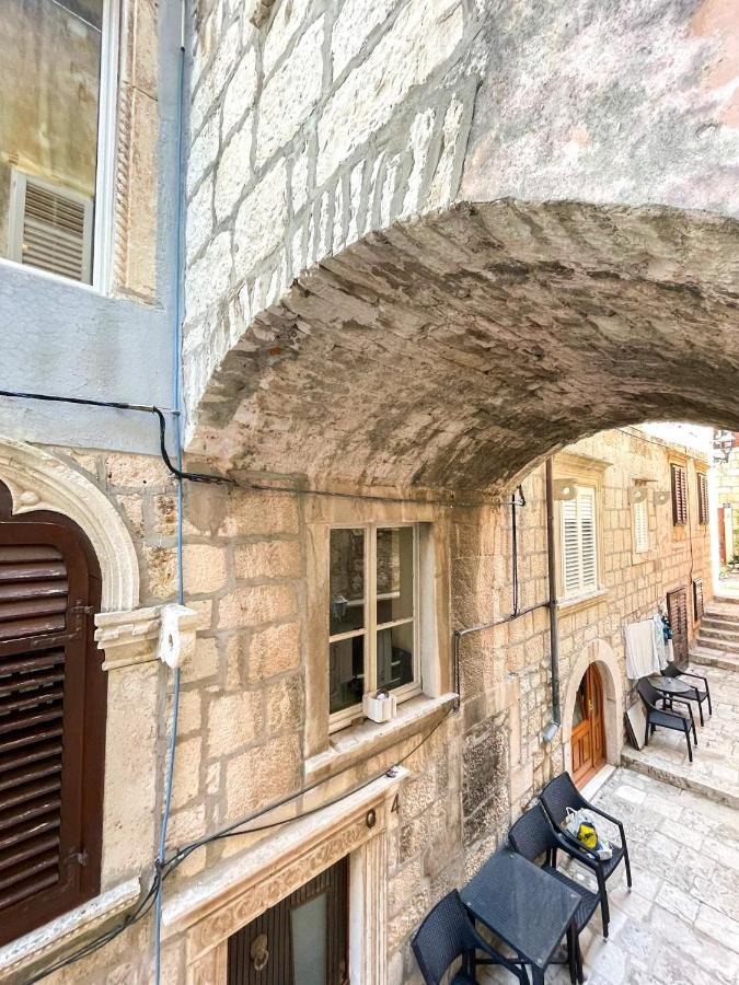 Apartment Kanavelic In Old Town Korcula Buitenkant foto